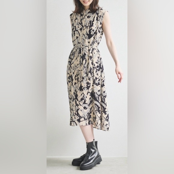 Dresses & Skirts - LOUNIE Japan Abstract Print Midi Dress - Size 36 (US S) - Tie Waist & Pockets
